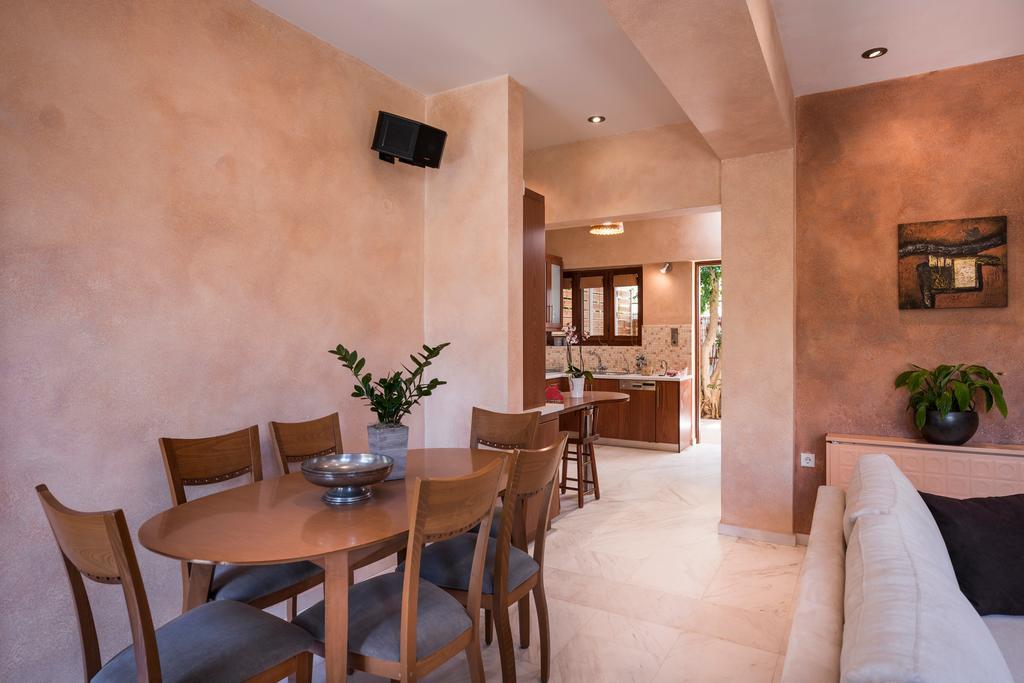 Meni'S Home Chania  ภายนอก รูปภาพ